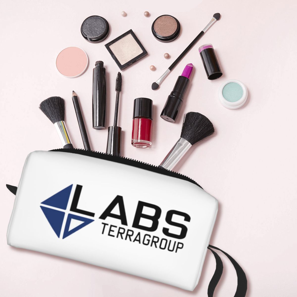 Escape From Tarkov Labs Terrag - Beauty Lab Makeup review and price